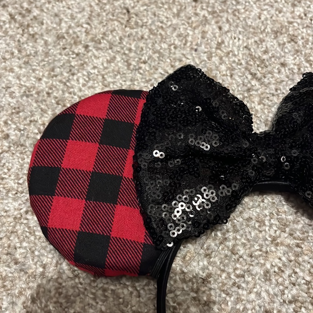 Buffalo plaid Minnie ears - Picture 2 of 3